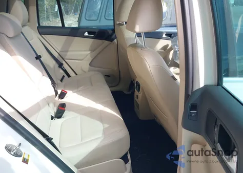 2015 Volkswagen Tiguan Sel из США, поврежденный, VIN WVGAV7AX8FW567004